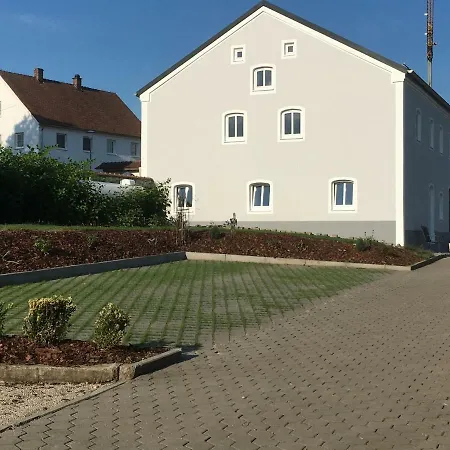 Zum Dorfwirt * Riedenburg